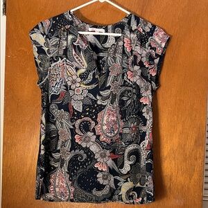 DR2 Navy Paisley Floral Cap-Sleeve Blouse